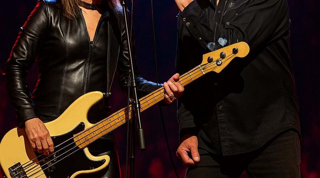 The crowd came for nostalgia — but what they witnessed was rock history in the making. Under the stage lights, Suzi Quatro roared to life, leather-clad and defiant. Then, without warning, Robert Plant stepped out from the shadows and joined her. What followed was a duet so electric, so raw, that fans are still reeling from what they saw last night.