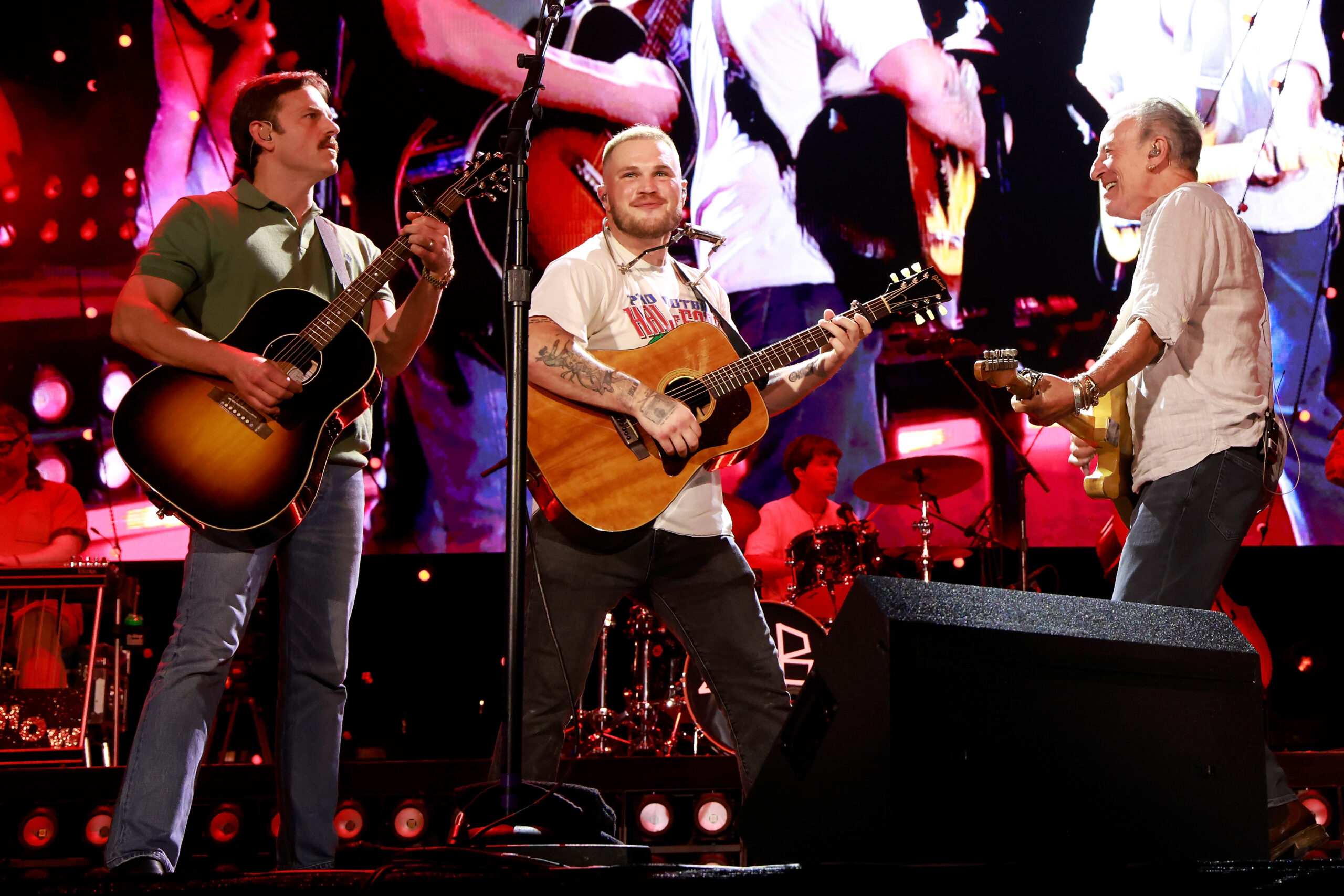 Bruce Springsteen Joins Zach Bryan in Surprise at New Jersey Concert