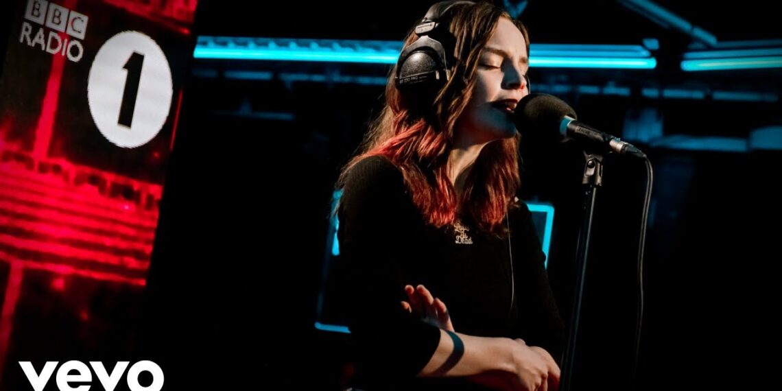 CHVRCHES Take Us to Another Dimension with Hauntingly Beautiful Cover of The 1975’s “Somebody Else” – Live from the BBC Radio 1 Live Lounge!