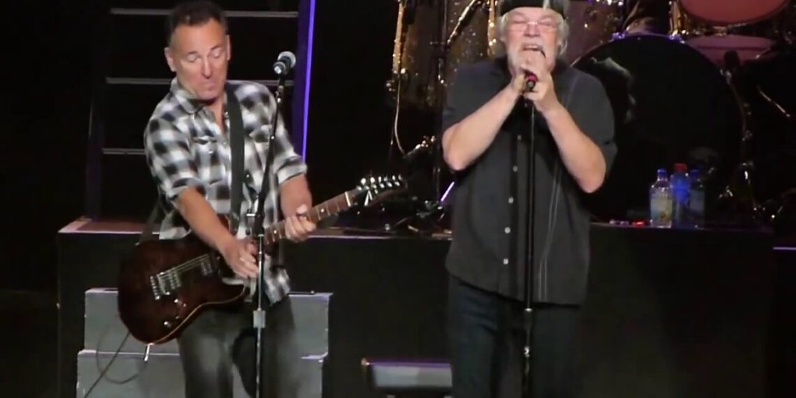 The Night Bob Seger Warned “I Don’t Know How Many More Nights Like This We’ve Got Left” and Then Bruce Springsteen Crashed the Stage, and Together They Blew the Roof Off Madison Square Garden With a Soul-Shaking, No-Rules, Last-Gasp-of-Rock-n-Roll Rendition of “Old Time Rock and Roll” That Felt Like the Final Battle Cry of a Generation That Refused to Fade Quietly