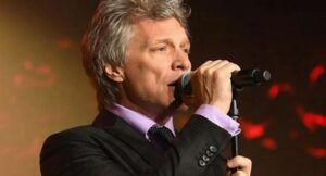 Jon Bon Jovi Isn’t Just a Rock God—He’s a Real-Life Hero Shocking Fans by Secretly Serving 220,000 Meals and Building 1,000 Homes for Homeless People and Veterans While Staying Out of the Spotlight, With Viral Photos Showing Him Cooking, Serving, and Sharing Tender Moments That Prove Kindness Can Roar Louder Than Any Guitar and Why Millions Believe the Stadium-Rocking Legend Deserves the World’s Biggest Honor, Revealing the Truth Behind It All…